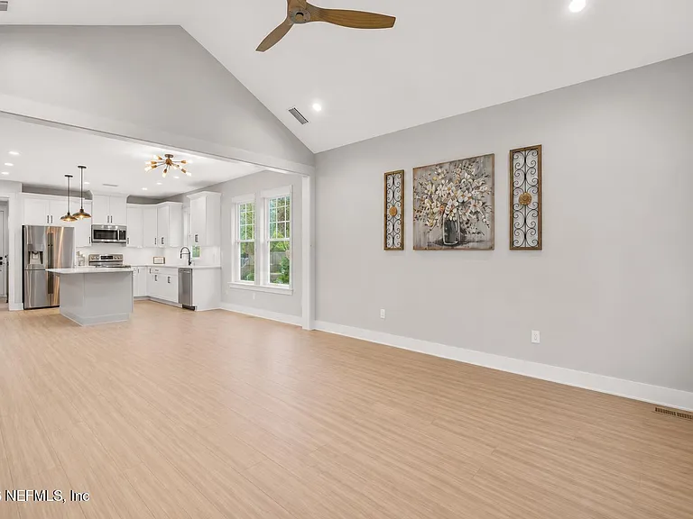 3 Solano Ave — Photo 11