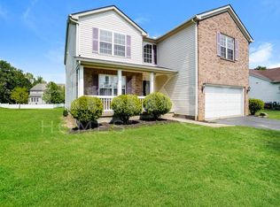 1348 Wagy Sq, Pataskala, OH 43062