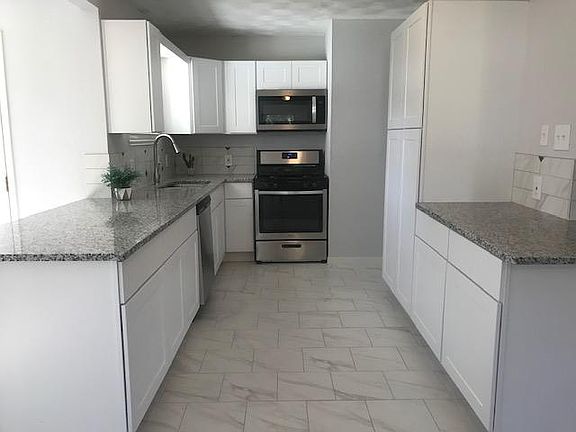 3rd image of 3414 Nashville Ave