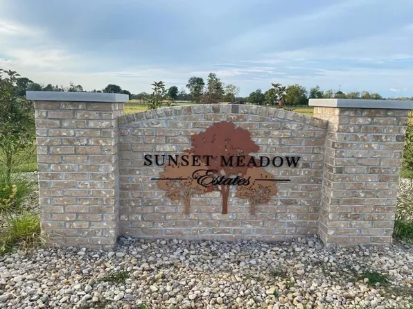 114 Maple Point Ct, Wilmington, OH 45177