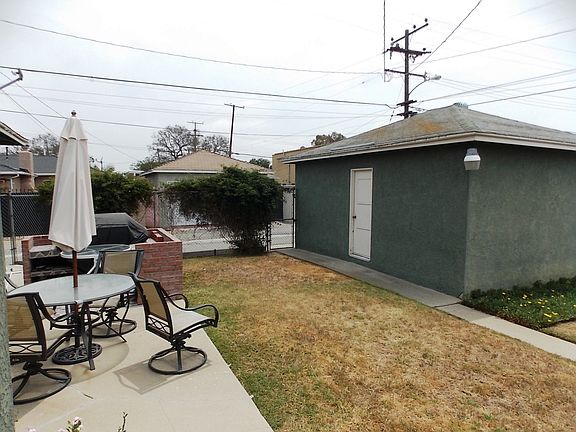 5th image of 246 E 139th St