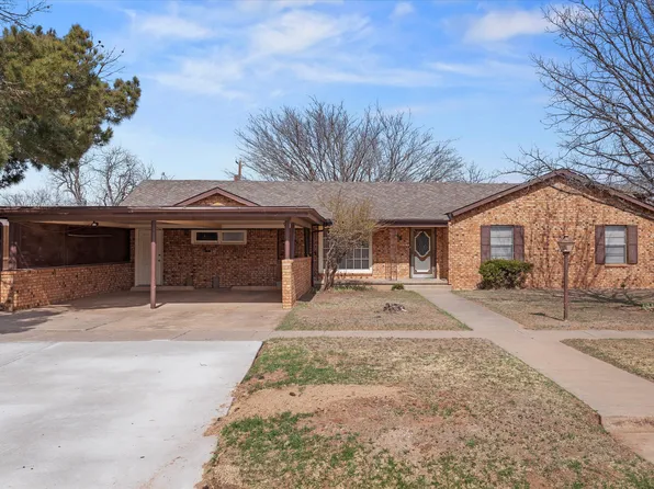 908 W Main St, Post, TX 79356
