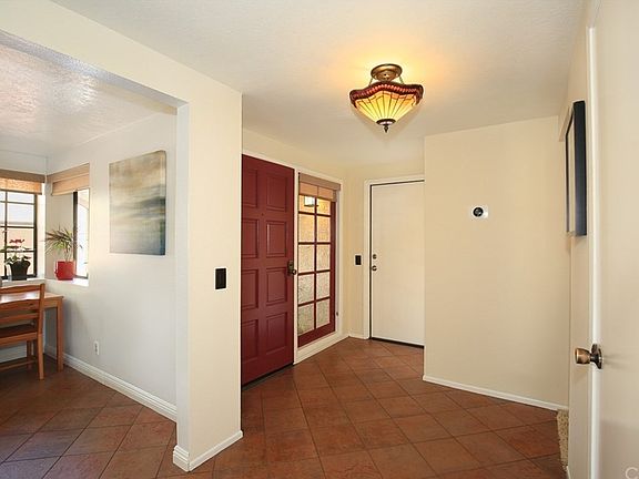 4th image of 1530 Alamitas Ave APT C