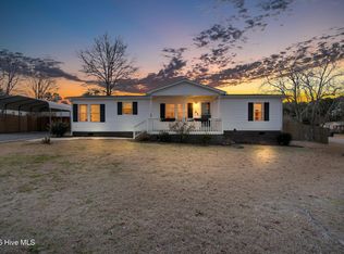 335 Laughing Gull Court SW, Shallotte, NC 28470