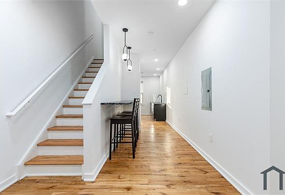 5th image of 1407 N 15th St APT 301