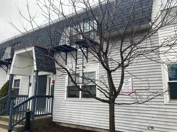 70 Barrows St, Fall River, MA