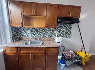 222 3rd St #8, Elizabethport, NJ 07206