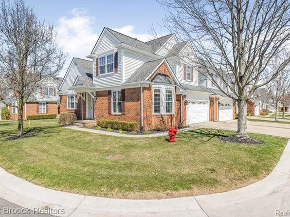 41745 Mitchell Rd, Novi, MI 48377