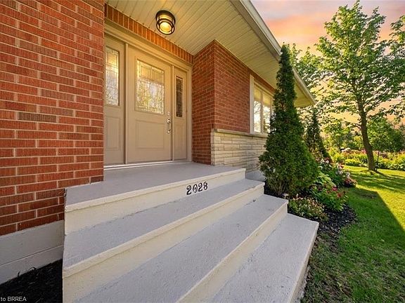 3rd image of 2028 Villa Nova Rd