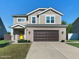 6522 Oak Village Dr, Louisville, KY 40228