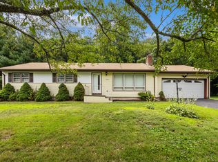 233 Mountain Rd, Cheshire, CT 06410