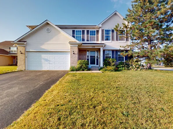 2288 Grande Trail Ct, Yorkville, IL 60560