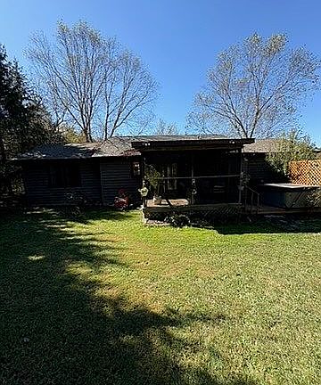 3rd image of 2460 Greenville Rd