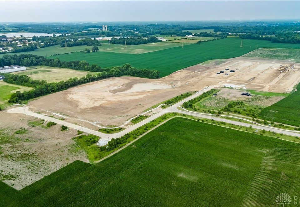 2nd image of 408 Winters Way