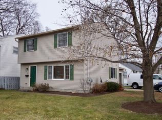 33830 Lake Shore Blvd, Eastlake, OH 44095