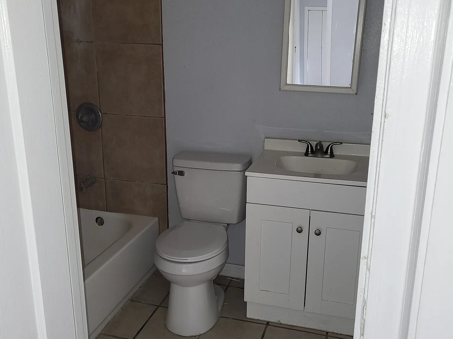 2 bed, 1350 sqft, $1,100 — Photo 2