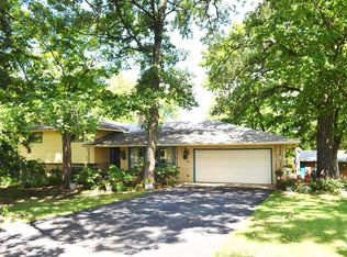 19610 W Manhattan Rd, Elwood, IL 60421