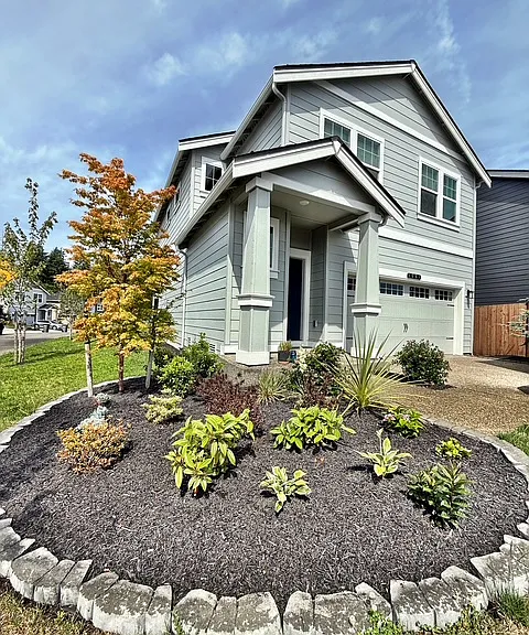 1561 SW Fielder Pl — Photo 1