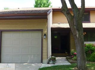 2003 E Provincial House Dr, Lansing, MI