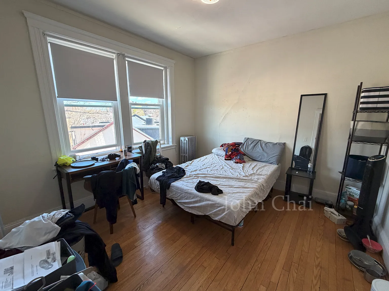 3 bed, 900 sqft, $2,425 — Photo 2