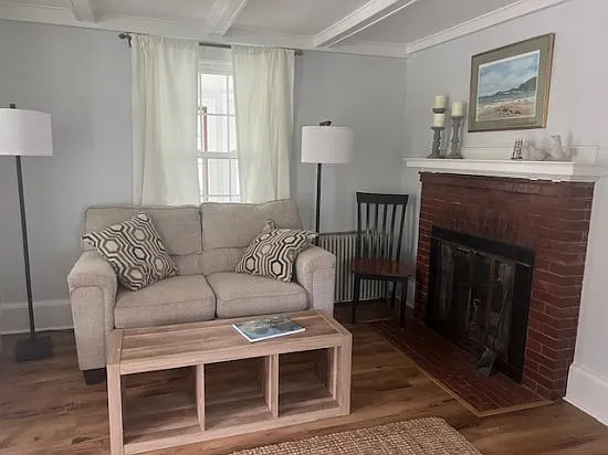 42 King St — Photo 9