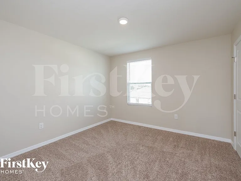 36051 Carriage Pine Ct — Photo 13