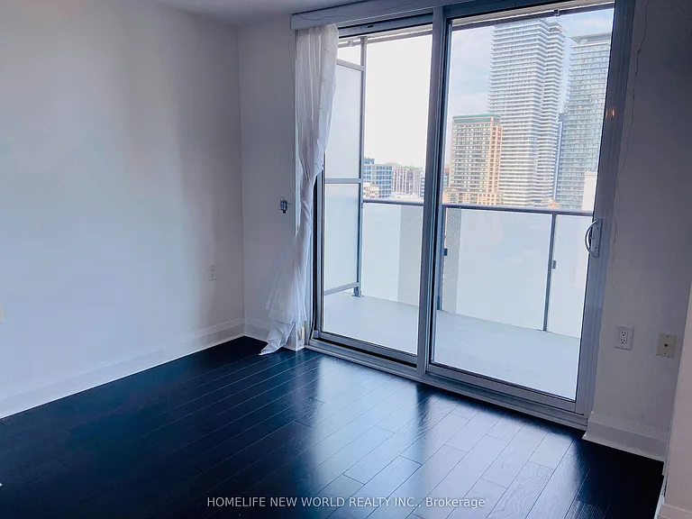 1080 Bay St #2311 — Photo 6