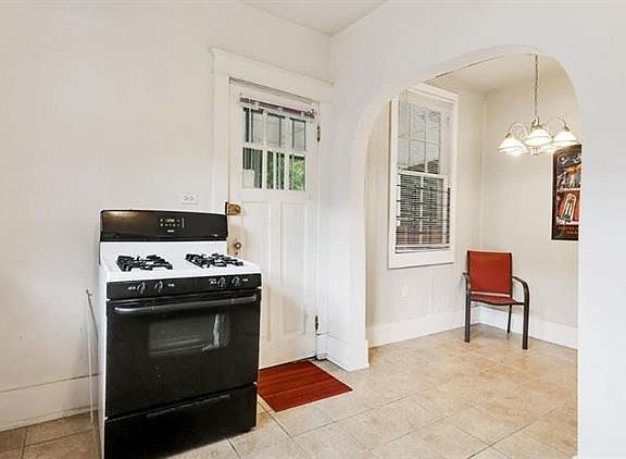5th image of 4117 State Street Dr #B