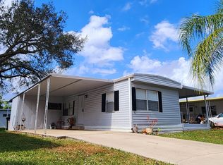 5 Espanola Ln, Pt Saint Lucie, FL 34952