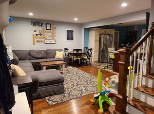 335 Beech St, Hempstead, NY 11550