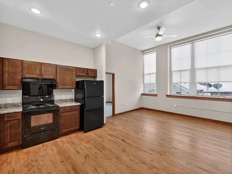 1520 Morningside Ave — Photo 4