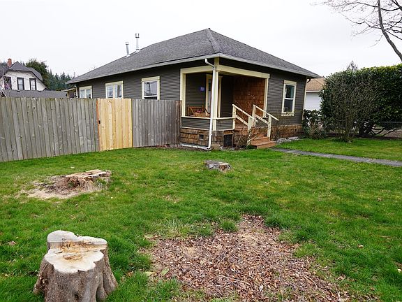 3rd image of 701 E Vernon Avenue
