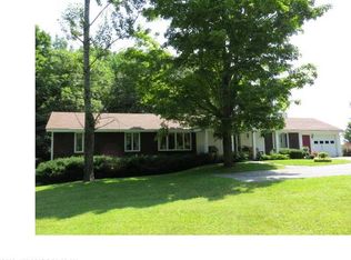 871 W River Rd, Augusta, ME 04330