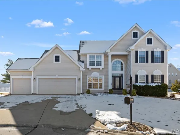 5 Scotland Ct, Dardenne Prairie, MO 63368