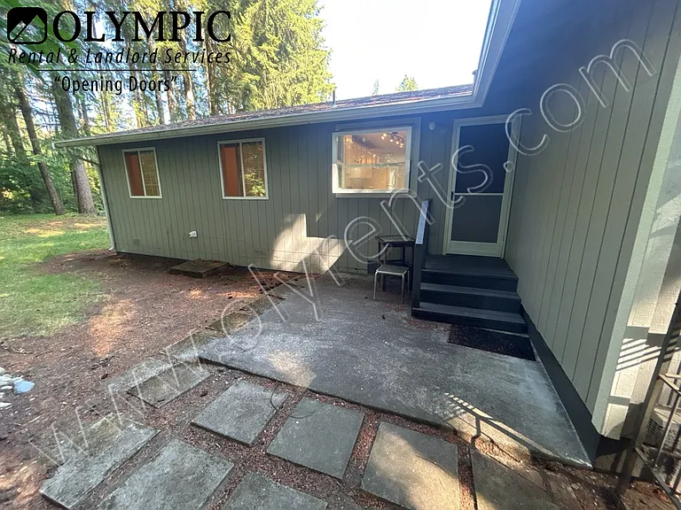 7439 Kittiwake Dr SE — Photo 19