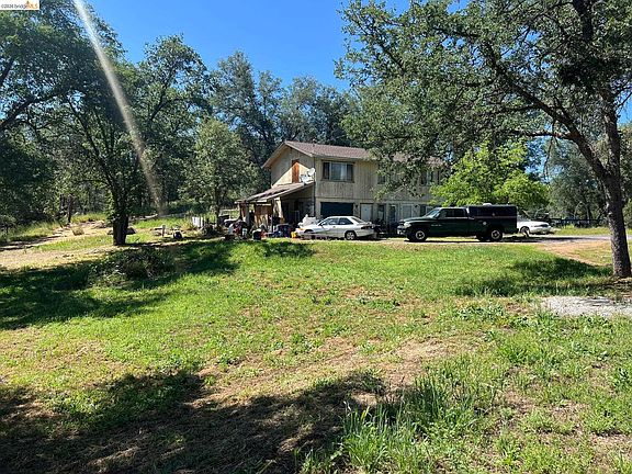 2nd image of 18222 Hammer Ln
