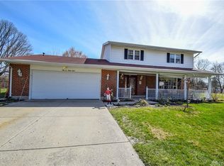 5288 Applecreek Rd, Dayton, OH 45429