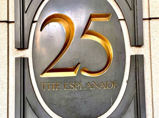 25 The Esplanade #2121, Toronto, ON M5E 1W5