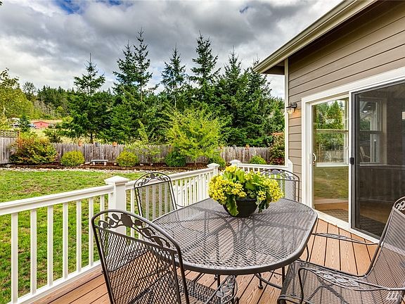 3rd image of 1588 Kingswood Ct