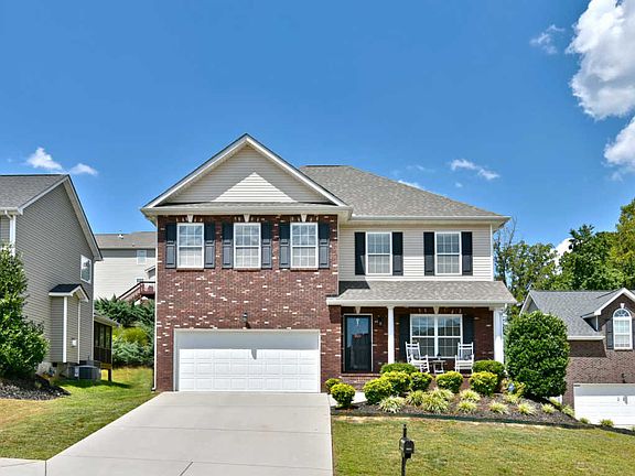 3rd image of 5615 Summer Grove Ln
