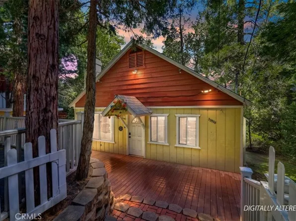 23938 Park Ln, Crestline, CA 92325