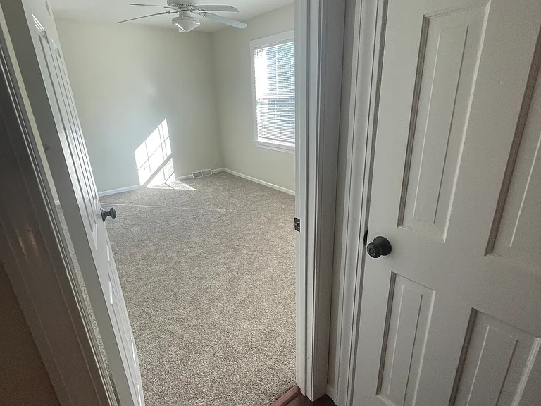 10300 Belinder Rd — Photo 25