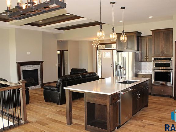 5th image of 2711 Little Oak Cir