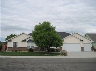 2882 N Spring Water St, Meridian, ID 83646