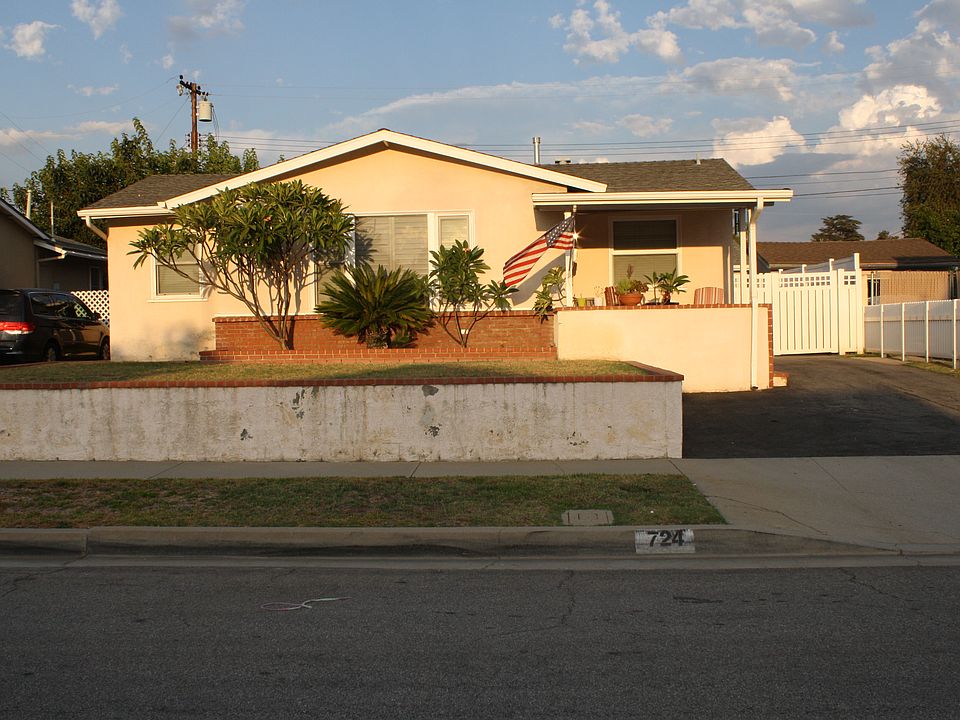 1st image of 724 Caballo Ave