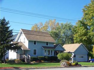 513 Elmgrove Rd, Gates, NY 14606