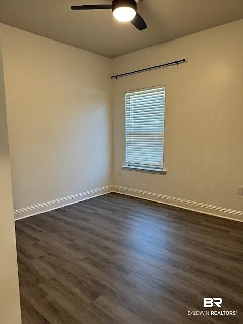 4 bed, 2.0 bath, 1830 sqft, $2,200 — Photo 4