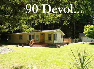 90 Devol Ct, Crescent City, CA 95531