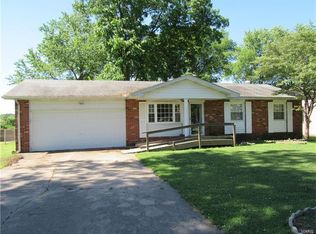 318 Southbrook Dr, Chaffee, MO 63740
