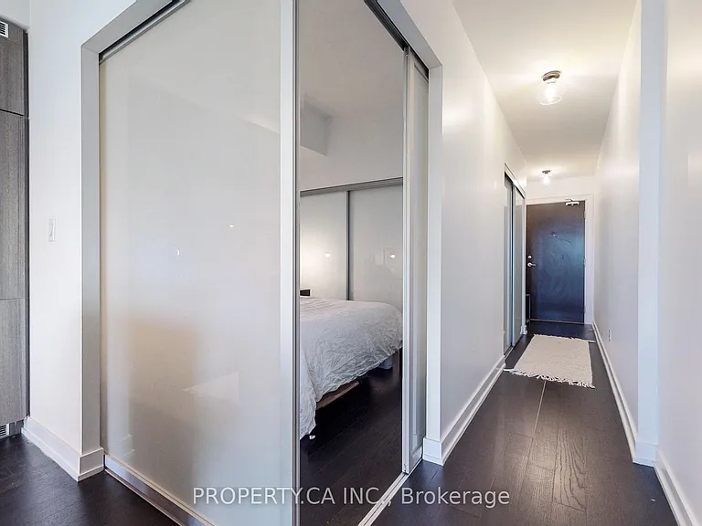 205 Manning Ave #403 — Photo 41